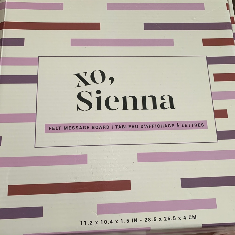 XO, Sienna Felt Message Board